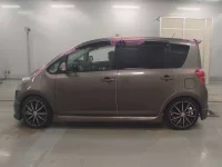 Toyota RACTIS лот № 30639 оценка 4.5  с аукциона в Японии 3