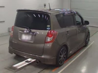 Toyota RACTIS лот № 30639 оценка 4.5  с аукциона в Японии 1