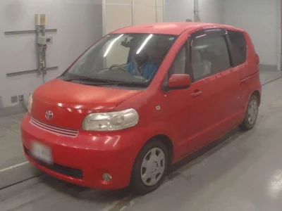 Toyota PORTE  с аукциона в Японии