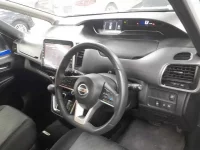 Nissan SERENA лот № 33220 оценка 3.5  с аукциона в Японии 6