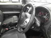 Nissan X-TRAIL лот № 30642 оценка 3.5  с аукциона в Японии 6