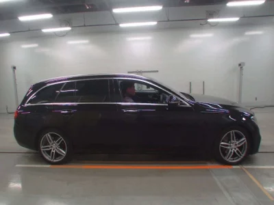 Mercedes-Benz E CLASS WAGON
