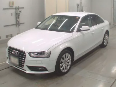 Audi A4  с аукциона в Японии