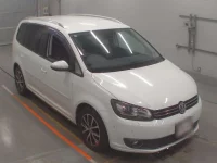Volkswagen GOLF TOURAN лот № 38204 оценка 4  с аукциона в Японии 4