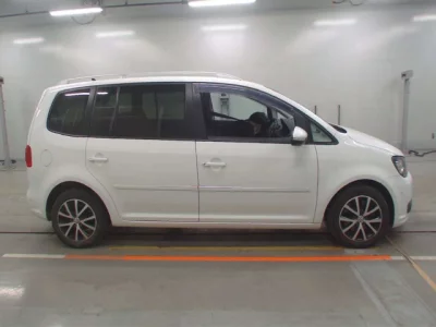 Volkswagen GOLF TOURAN
