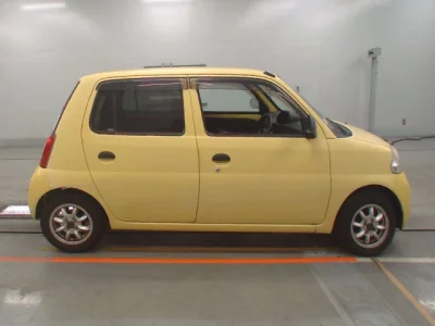 Daihatsu Esse