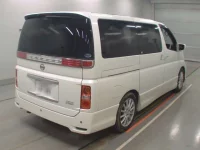 Nissan ELGRAND лот № 30644 оценка 3.5  с аукциона в Японии 1