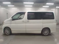 Nissan ELGRAND лот № 30644 оценка 3.5  с аукциона в Японии 3