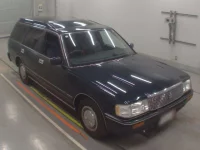 Toyota CROWN WAGON лот № 36141 оценка 3.5  с аукциона в Японии 4