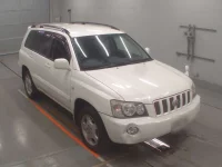Toyota KLUGER лот № 30649 оценка 3.5  с аукциона в Японии 4