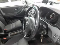 Toyota KLUGER лот № 30649 оценка 3.5  с аукциона в Японии 6