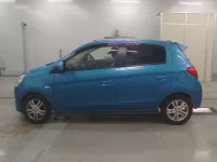 Mitsubishi MIRAGE лот № 30701 оценка 4  с аукциона в Японии 3
