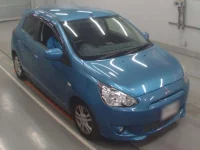 Mitsubishi MIRAGE лот № 30701 оценка 4  с аукциона в Японии 4