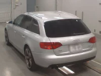 Audi A4 лот № 38246 оценка 4  с аукциона в Японии 5