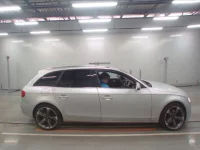 Audi A4 лот № 38246 оценка 4  с аукциона в Японии 2