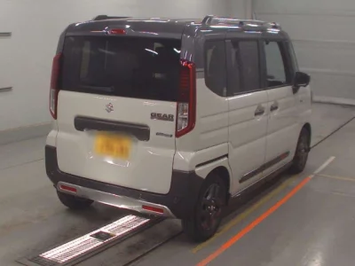Suzuki Spacia Gear