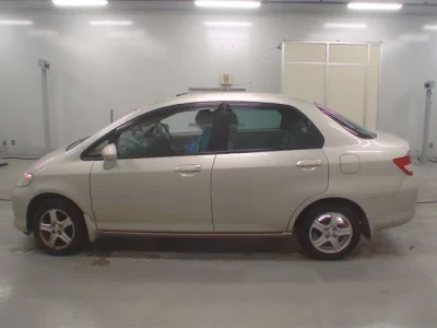 Honda FIT  с аукциона в Японии