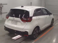 Honda FIT лот № 30697 оценка 5  с аукциона в Японии 1