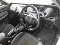 Honda FIT лот № 30697 оценка 5  с аукциона в Японии 6
