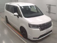 Honda STEP WAGON лот № 33196 оценка 4.5  с аукциона в Японии 4