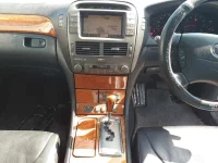 Toyota CELSIOR лот № 50126 оценка 3.5  с аукциона в Японии 8