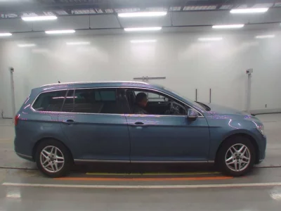 Volkswagen PASSAT VARIANT  с аукциона в Японии