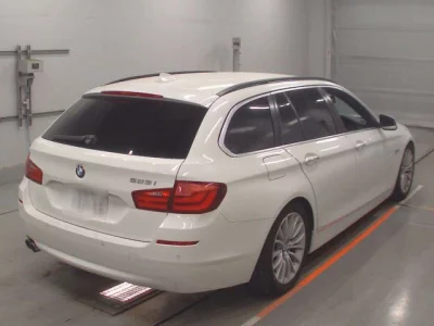 BMW 5-Series  с аукциона в Японии