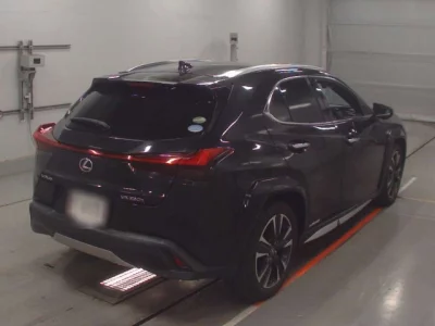 Lexus UX  с аукциона в Японии