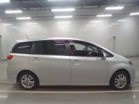 Toyota WISH лот № 30691 оценка 3.5  с аукциона в Японии 2