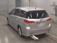 Toyota WISH лот № 30691 оценка 3.5  с аукциона в Японии 5