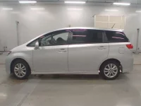 Toyota WISH лот № 30691 оценка 3.5  с аукциона в Японии 3