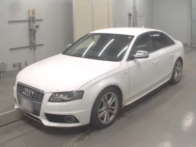 Audi S4  с аукциона в Японии
