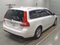 Volvo V70 лот № 38244 оценка 4  с аукциона в Японии 1