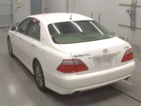 Toyota CROWN лот № 30786 оценка 4  с аукциона в Японии 5