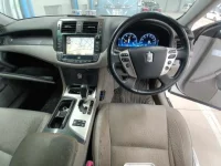 Toyota CROWN лот № 30825 оценка 3.5  с аукциона в Японии 8