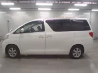 Toyota ALPHARD лот № 30769 оценка 3.5  с аукциона в Японии 3