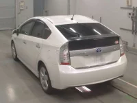 Toyota PRIUS PHV лот № 30725 оценка 4  с аукциона в Японии 5