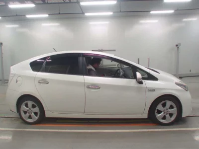 Toyota PRIUS PHV