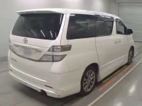 Toyota VELLFIRE лот № 30822 оценка 3  с аукциона в Японии 1