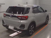 Toyota RAIZE лот № 30852 оценка RA  с аукциона в Японии 1