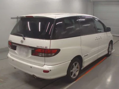 Toyota ESTIMA  с аукциона в Японии