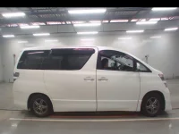 Toyota VELLFIRE лот № 30873 оценка 3.5  с аукциона в Японии 2