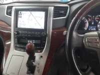 Toyota VELLFIRE лот № 30782 оценка 3.5  с аукциона в Японии 8
