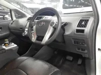 Toyota PRIUS ALPHA лот № 30813 оценка 3.5  с аукциона в Японии 6