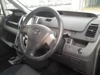 Toyota NOAH лот № 30891 оценка 4  с аукциона в Японии 6