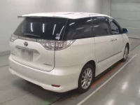 Toyota ESTIMA лот № 30671 оценка 3  с аукциона в Японии 1