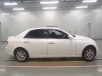 Toyota MARK X лот № 10470 оценка 4  с аукциона в Японии 2