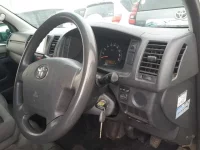 Toyota HIACE VAN лот № 30755 оценка 3  с аукциона в Японии 6