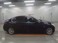 Nissan SKYLINE лот № 30792 оценка 3.5  с аукциона в Японии 2