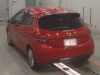 Peugeot 208 лот № 38228 оценка 4.5  с аукциона в Японии 5